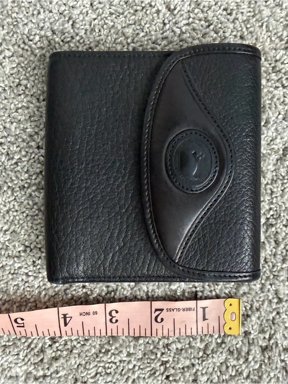 Dooney & Burke Black pebble Leather women’s Bifold Wallet kiss lock